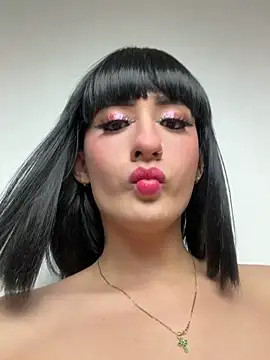 Snapshot of HotStar_yes chatting on October 29, 2025, 2:14 am HotStar yes online show from October 29, 2025, 2:14 am