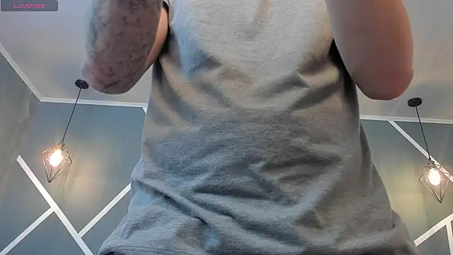 Yeiko Romero  online show from March 22, 2025, 5:28 am