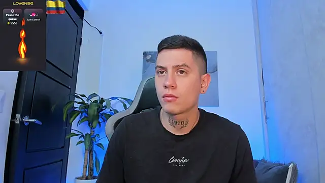 Yeiko Romero  online show from December 2, 2025, 2:34 pm