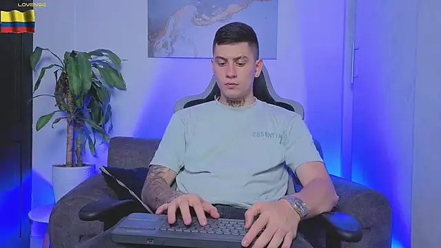 Yeiko Romero  online show from April 12, 2026, 9:25 am