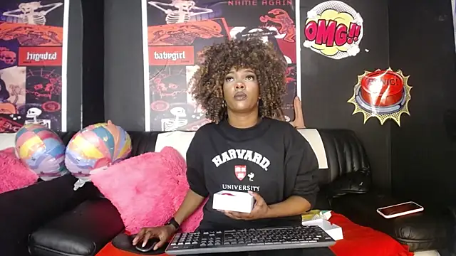 TIFFANYYSTAR online show from February 11, 2025, 3:18 pm