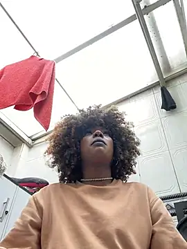 TIFFANYYSTAR online show from February 27, 2025, 1:38 pm