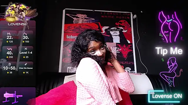 TIFFANYYSTAR online show from March 8, 2025, 8:35 pm