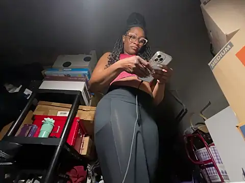 wynterheat online show from January 5, 2026, 5:27 pm