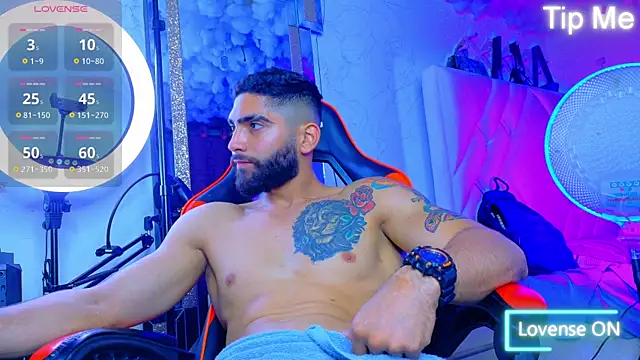 Rich boy01 online show from March 28, 2026, 11:26 pm