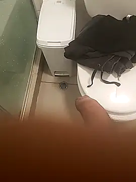 mateomalp675 90 online show from November 23, 2025, 5:46 pm