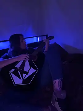 SummerV91 online show from March 5, 2026, 4:30 am