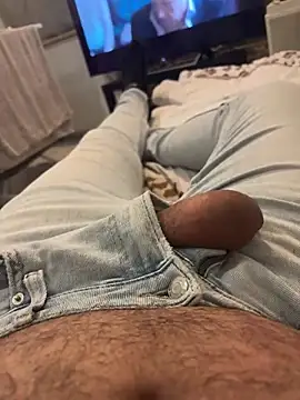 Snapshot of tikitaka97 chatting on February 19, 2025, 5:27 pm tikitaka97 online show from February 19, 2025, 5:27 pm