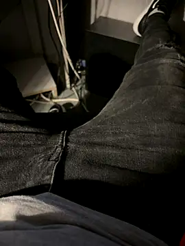 Snapshot of tikitaka97 chatting on December 21, 2025, 3:30 pm tikitaka97 online show from December 21, 2025, 3:30 pm