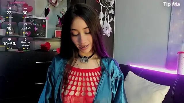 Emilytafur online show from February 14, 2026, 5:53 pm