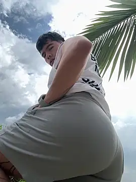 Logan smith1 online show from September 13, 2025, 7:35 pm