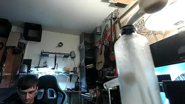 Snapshot of deadpi chatting on January 1, 2025, 2:31 pm deadpi online show from January 1, 2025, 2:31 pm