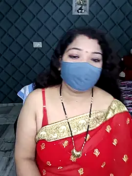 Cute-Raashii online show from February 25, 2025, 6:09 pm