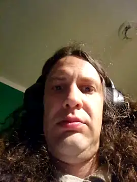 Josephine LIVE online show from April 3, 2026, 10:30 pm