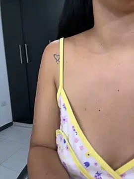 iiris  online show from September 27, 2025, 3:55 am