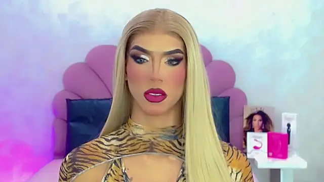 briana sex32 online show from April 12, 2026, 2:05 am