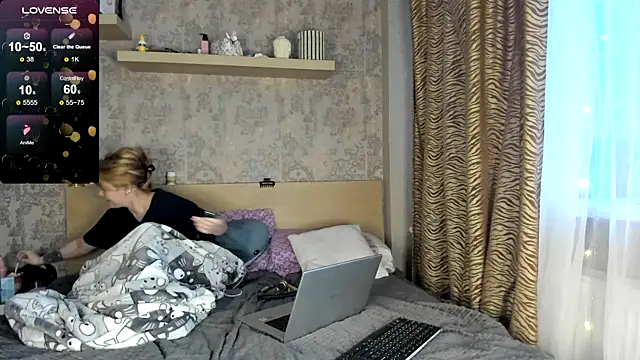 purebeautie13 online show from January 16, 2025, 10:10 am