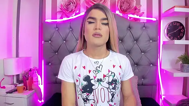 AllisonsweetZ online show from March 18, 2025, 1:31 pm