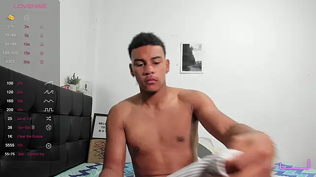 RoddyRich11 online show from November 21, 2025, 11:42 am