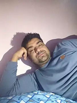 Snapshot of L9vefromAkhil chatting on February 7, 2026, 4:05 am L9vefromAkhil online show from February 7, 2026, 4:05 am