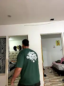 Cristian 099 online show from December 21, 2025, 8:38 pm