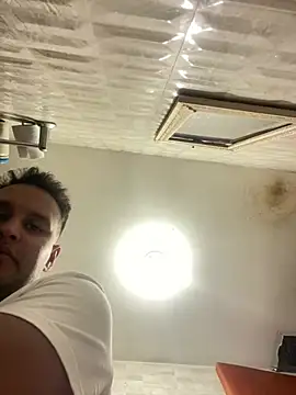 Cristian 099 online show from February 22, 2026, 2:37 pm