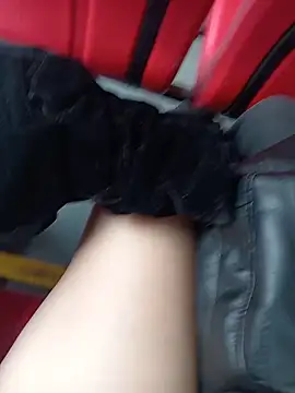 sophie banger online show from October 22, 2025, 5:13 pm