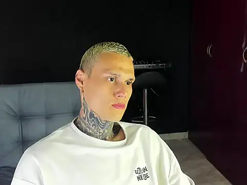 Snapshot of fucking_sinner chatting on March 29, 2026, 2:50 pm fucking sinner online show from March 29, 2026, 2:50 pm