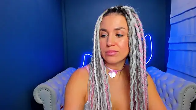 rock n roxy online show from November 28, 2025, 4:04 am