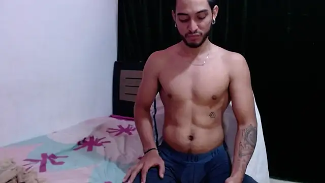 Snapshot of maxximus_100 chatting on December 19, 2024, 5:40 am maxximus 100 online show from December 19, 2024, 5:40 am