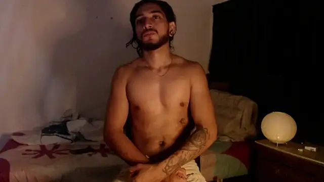 Snapshot of maxximus_100 chatting on January 13, 2025, 6:27 am maxximus 100 online show from January 13, 2025, 6:27 am