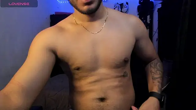 Snapshot of maxximus_100 chatting on November 12, 2025, 8:41 pm maxximus 100 online show from November 12, 2025, 8:41 pm