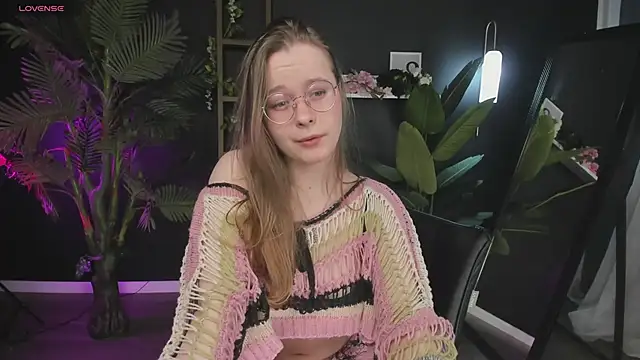 CassieCool online show from February 22, 2025, 8:31 pm