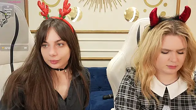 Snapshot of Alisa054 chatting on December 24, 2024, 7:55 pm Alisa054 online show from December 24, 2024, 7:55 pm