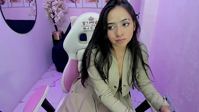 Snapshot of Zafiro_t18 chatting on December 27, 2024, 7:24 pm Zafiro t18 online show from December 27, 2024, 7:24 pm