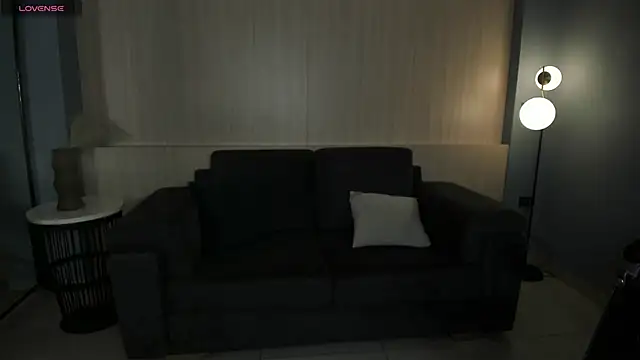 ChloePreston  online show from June 7, 2026, 11:03 am