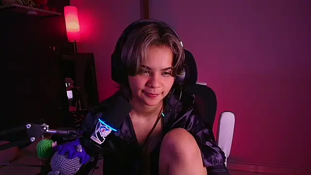 marlena3312 online show from March 4, 2026, 1:39 pm