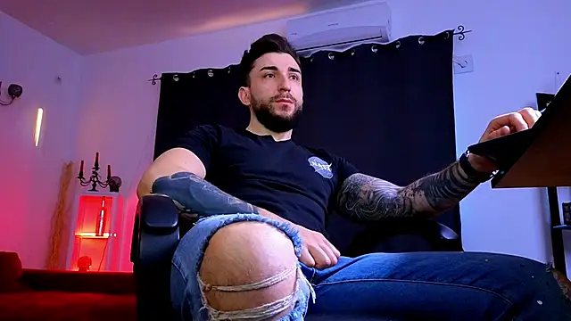 MightyAaron66 online show from March 10, 2026, 4:50 am