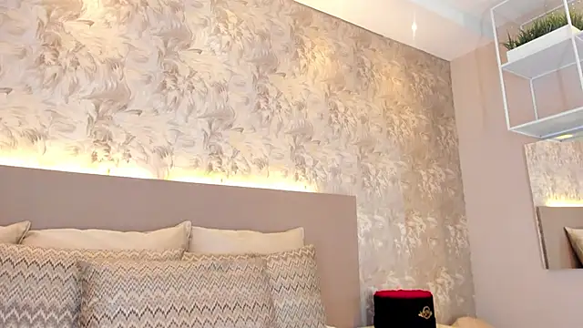 JadaKai online show from March 9, 2025, 12:53 am