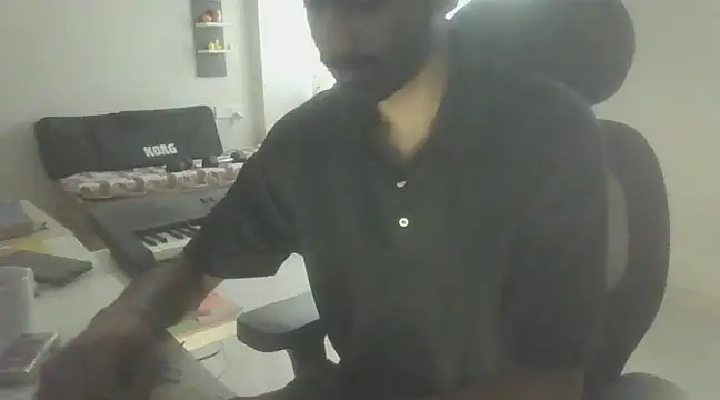 Snapshot of dominanthubby chatting on December 6, 2024, 5:31 am dominanthubby online show from December 6, 2024, 5:31 am