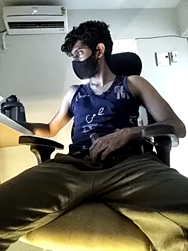 Snapshot of dominanthubby chatting on January 30, 2025, 6:43 pm dominanthubby online show from January 30, 2025, 6:43 pm