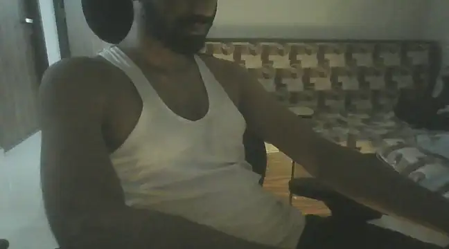 Snapshot of dominanthubby chatting on February 12, 2025, 3:27 pm dominanthubby online show from February 12, 2025, 3:27 pm