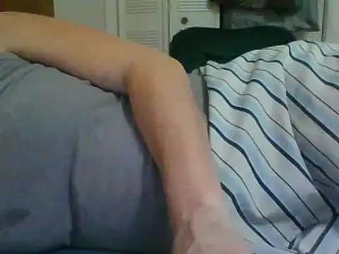 Emilylyn2501 online show from December 20, 2024, 10:43 pm