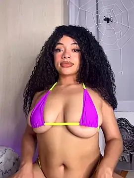 Alyssa Houston online show from October 29, 2025, 3:09 am