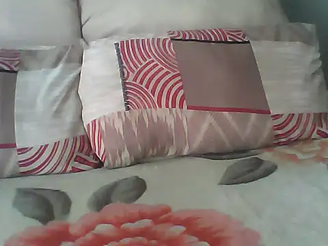 younglover250 online show from March 19, 2026, 7:23 am