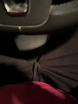 Snapshot of rundum40 chatting on January 3, 2025, 6:03 pm rundum40 online show from January 3, 2025, 6:03 pm