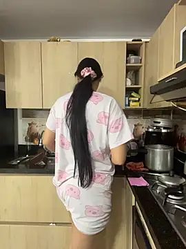 karla nill online show from March 11, 2026, 6:03 pm