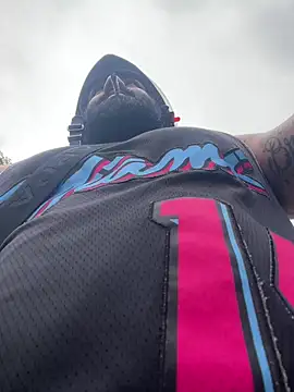 Lyon vach online show from November 4, 2025, 7:57 pm