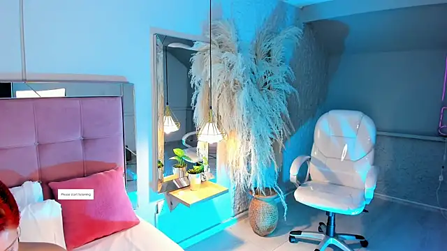 ArticaBelle online show from February 24, 2026, 4:21 am