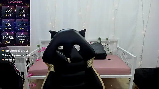 Abigail Wilson  online show from December 10, 2024, 5:50 am